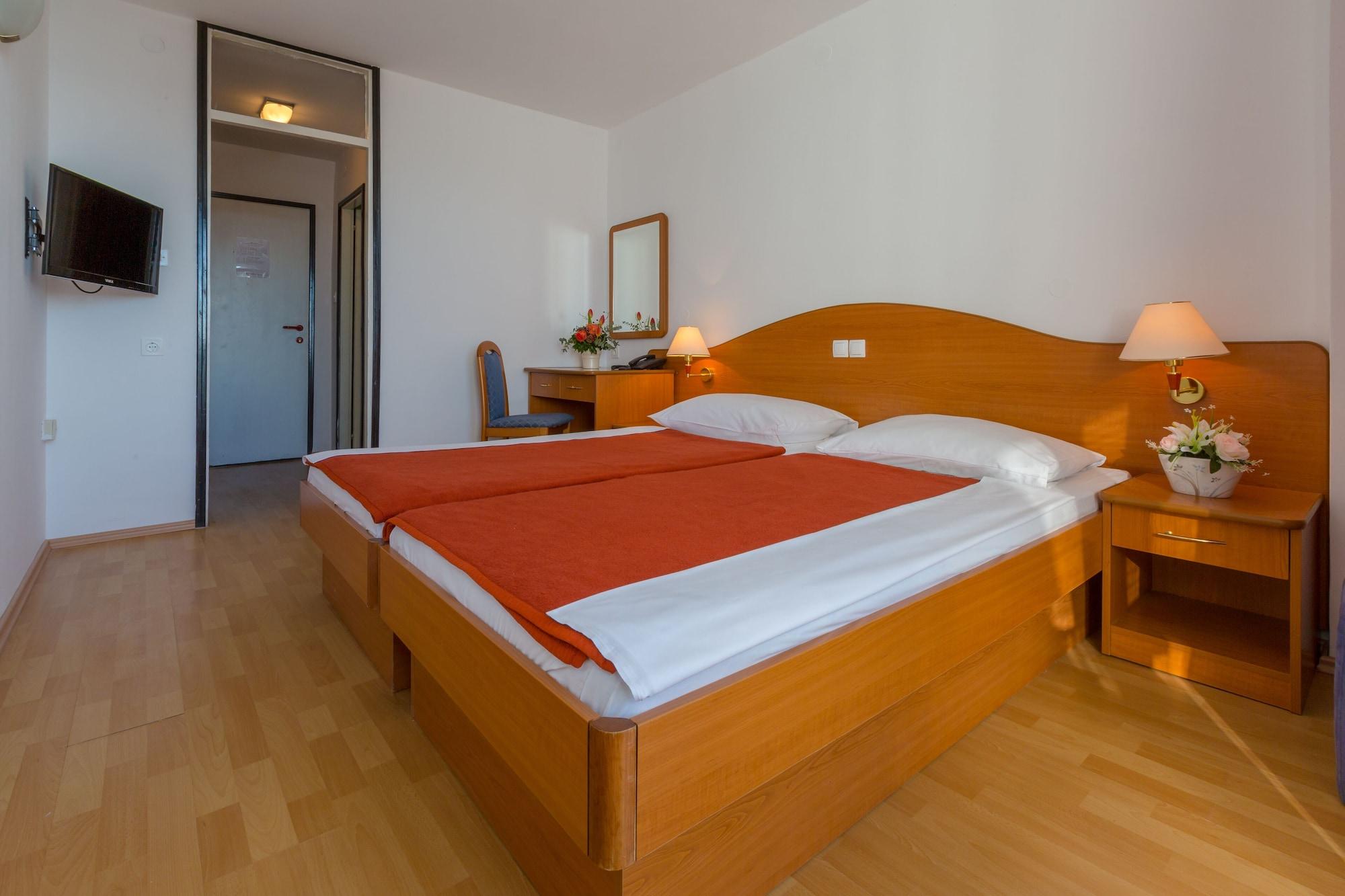 Hotel International Crikvenica Extérieur photo