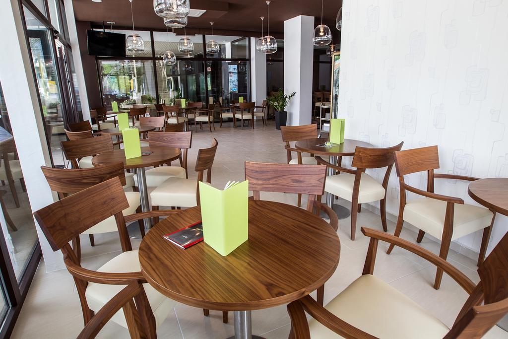 Hotel International Crikvenica Extérieur photo